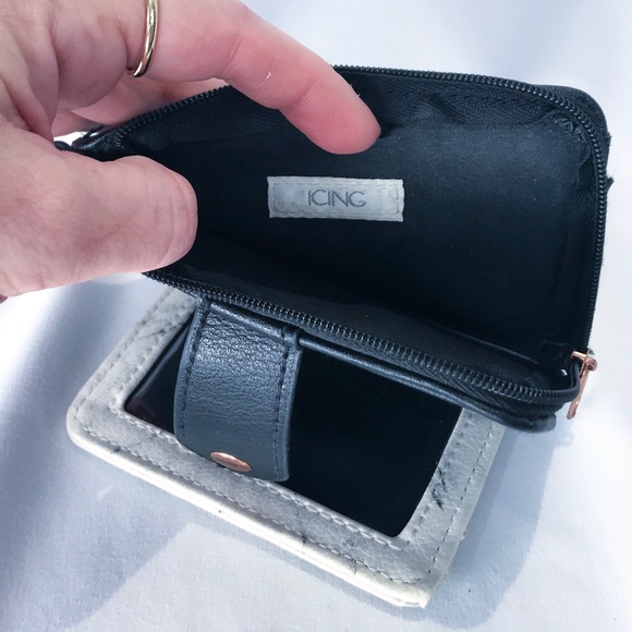 💎 2 FOR 10 ACCESSORY SALE! 💎 Mini Marble Wallet - Picture 3 of 3